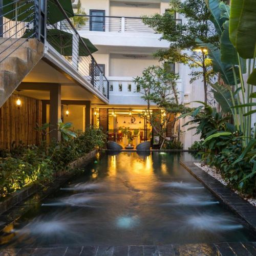 Double Leaf Boutique Hotel