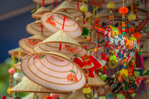 Top 20 Souvenirs in Hanoi