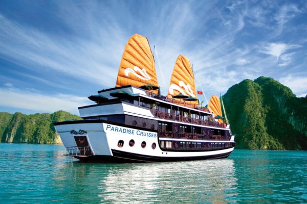 Top 10 Cruises for your Halong Bay trip