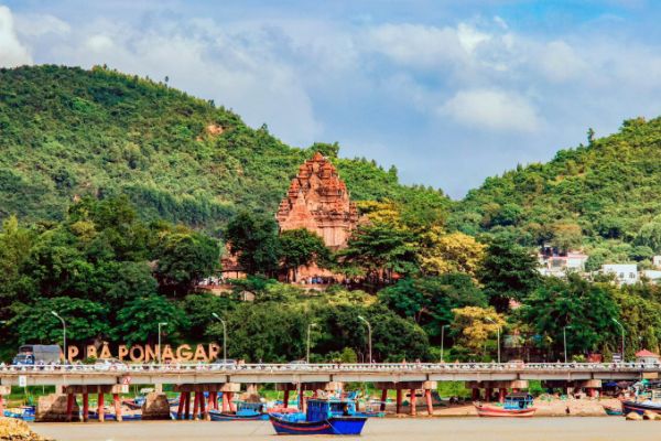 Day 01: Nha Trang Arrival - Half-day City Tour
