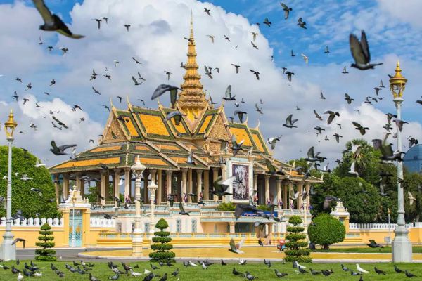 Cambodia travel guide: 07 things to do in Phnom Penh