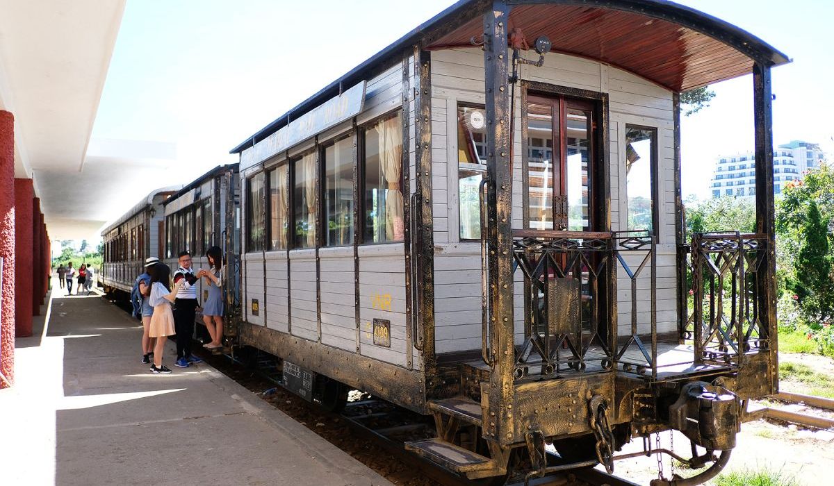 Dalat Railway Station